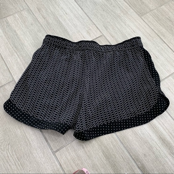 Jessica Simpson black polka dot shorts - Picture 6 of 6
